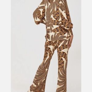 FARM Rio Sand Yawanawa Banana Pants